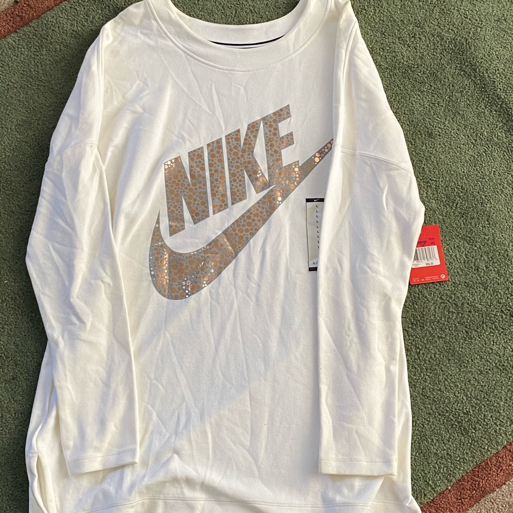 Long sleeve shirt